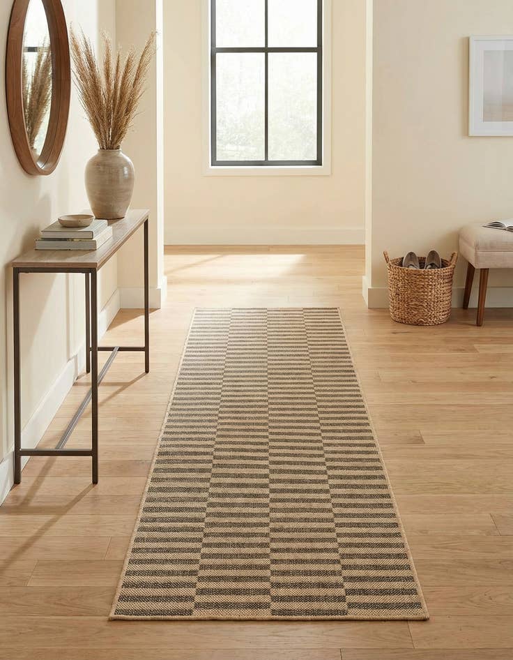 Detail image of 2' 9 x 12' Dunes Runner Rug