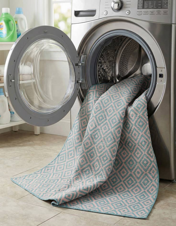 Detail image of 7' 10 x 7' 10  Washable Jill Zarin Costa Rica Indoor / Outdoor Square Rug