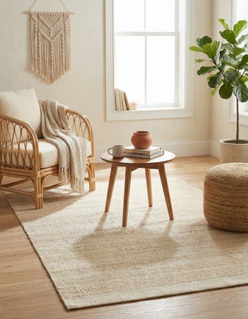 Ivory and White Hand Woven Lariat Rug