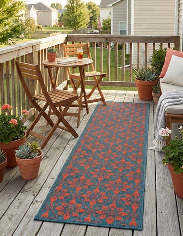 2' 7 x 10' Easy-Clean Lattice Indoor / Outdoor Runner Rug