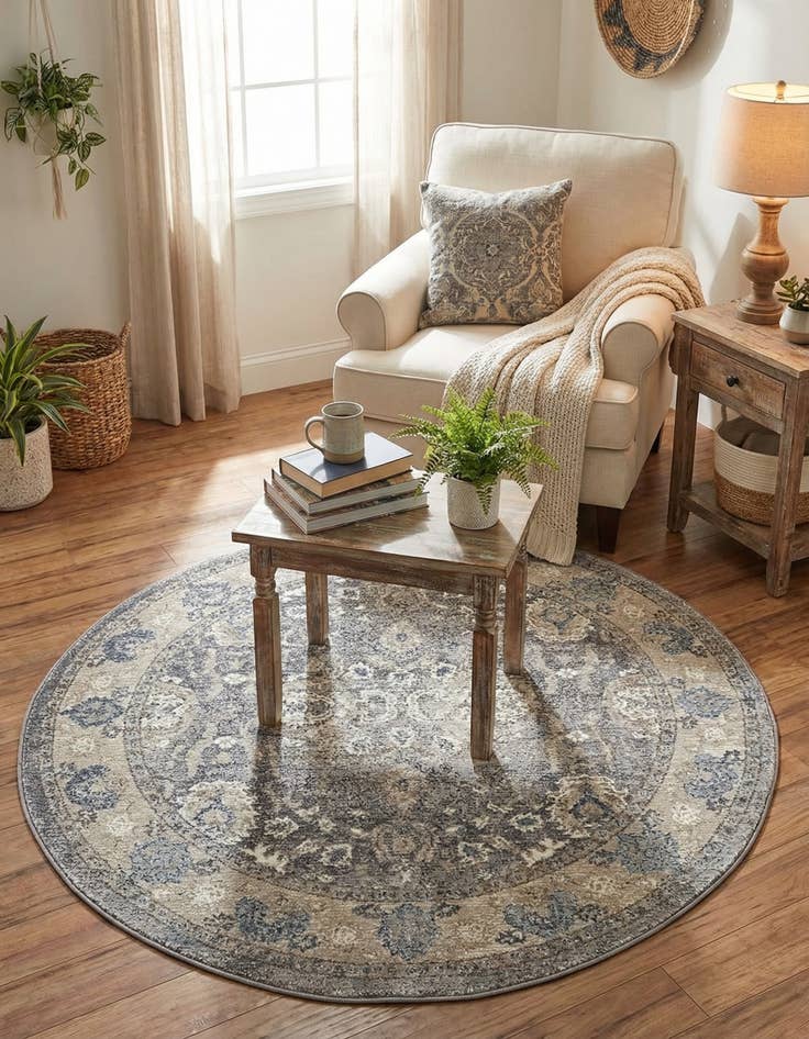 Detail image of 4' x 4' Vienna Round Rug