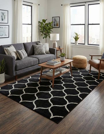 4' x 6' Lattice Frieze Rug