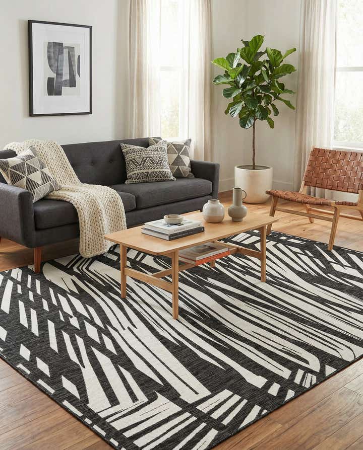 7' 10 x 10' Easy-Clean Modern Indoor / Outdoor Rug