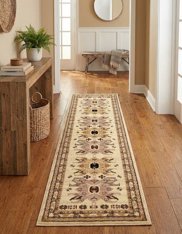 2' x 8' 2 Heris Runner Rug