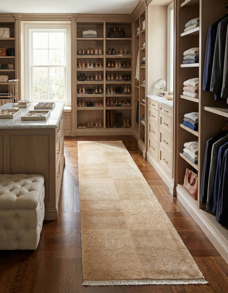 Detail image of 3' 3 x 9' 9 Darya Runner Rug