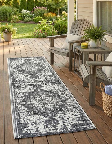 Gray Easy-Clean Vista Breeze Indoor / Outdoor Runner Rug
