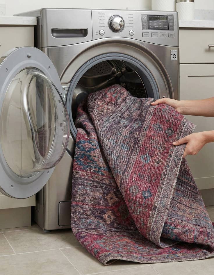 Detail image of 7' 3 x 10'  Washable Sisu Rug