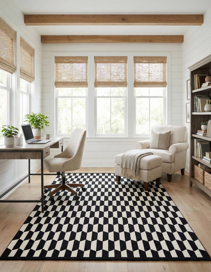 Detail image of 5' 3 x 8' Milano Rug
