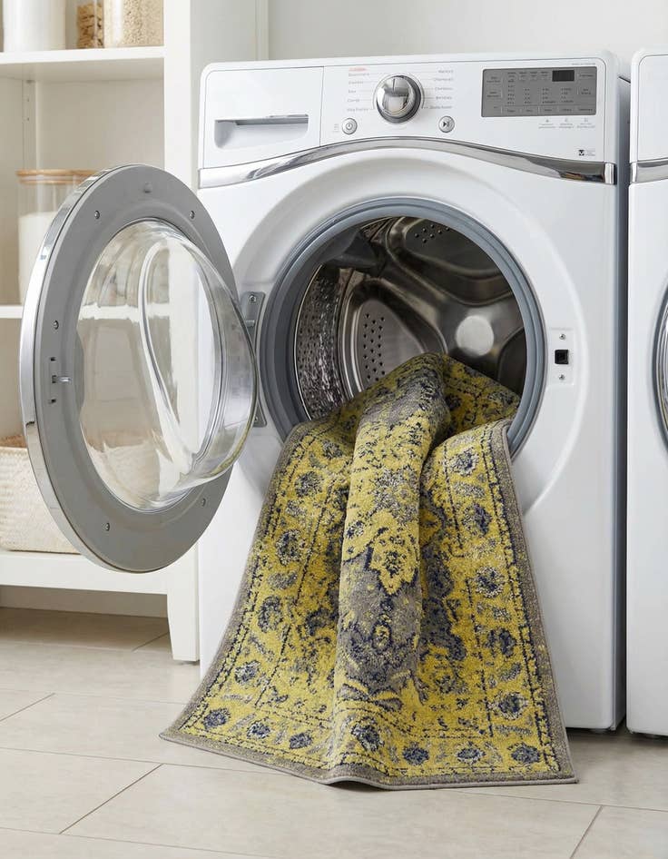 Detail image of 3' 3 x 5' 3  Washable Palazzo Rug