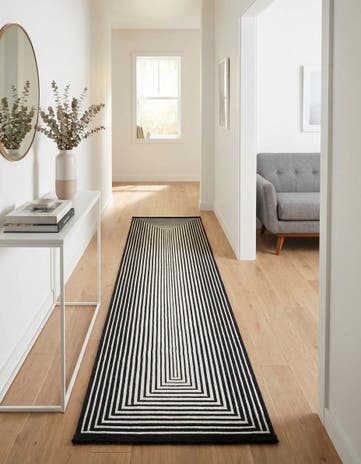 Black and White Milano Runner Rug