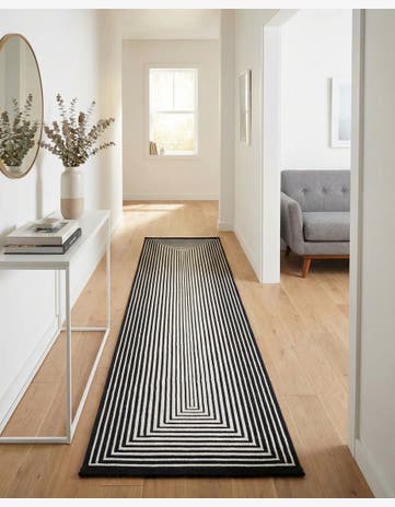 Black and White Milano Runner Rug