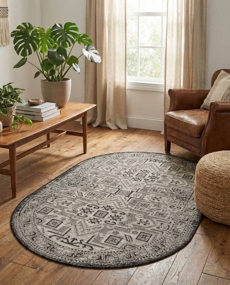 Detail image of 3' x 5' 3 Easy-Clean Aztec Indoor / Outdoor Oval Rug