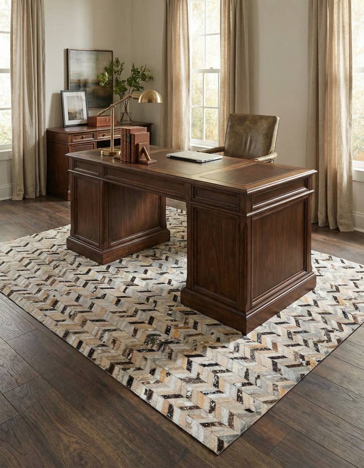 Detail image of 5' 4 x 7' 6 Cowhide Stocks Rug