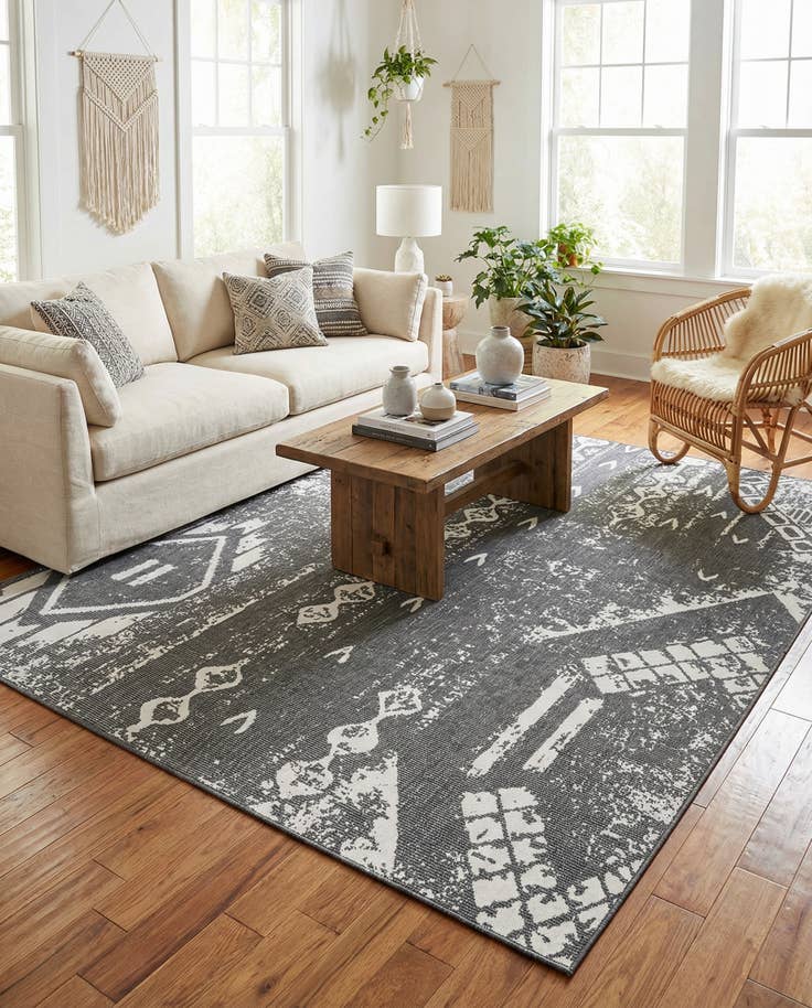 Detail image of 10' x 13' Easy-Clean Bohemian Indoor / Outdoor Rug