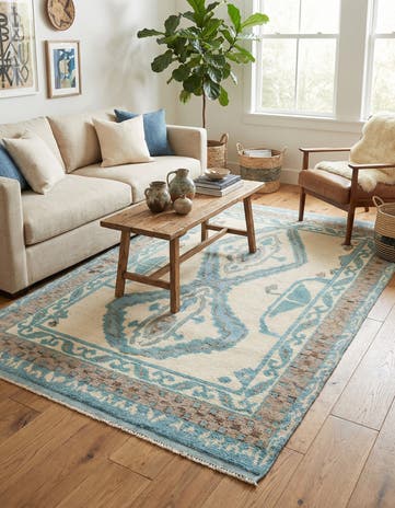 5' 5 x 9' Hand Knotted Moroccan Wool Rug