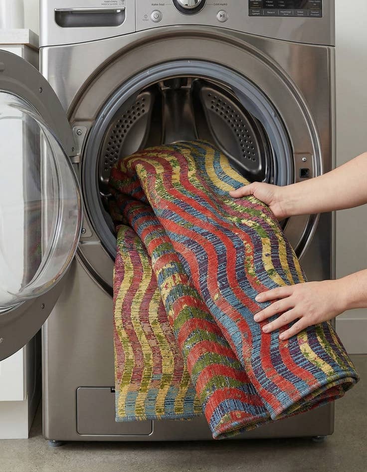 Detail image of 5' 3 x 8'  Washable Modern Indoor / Outdoor Rug