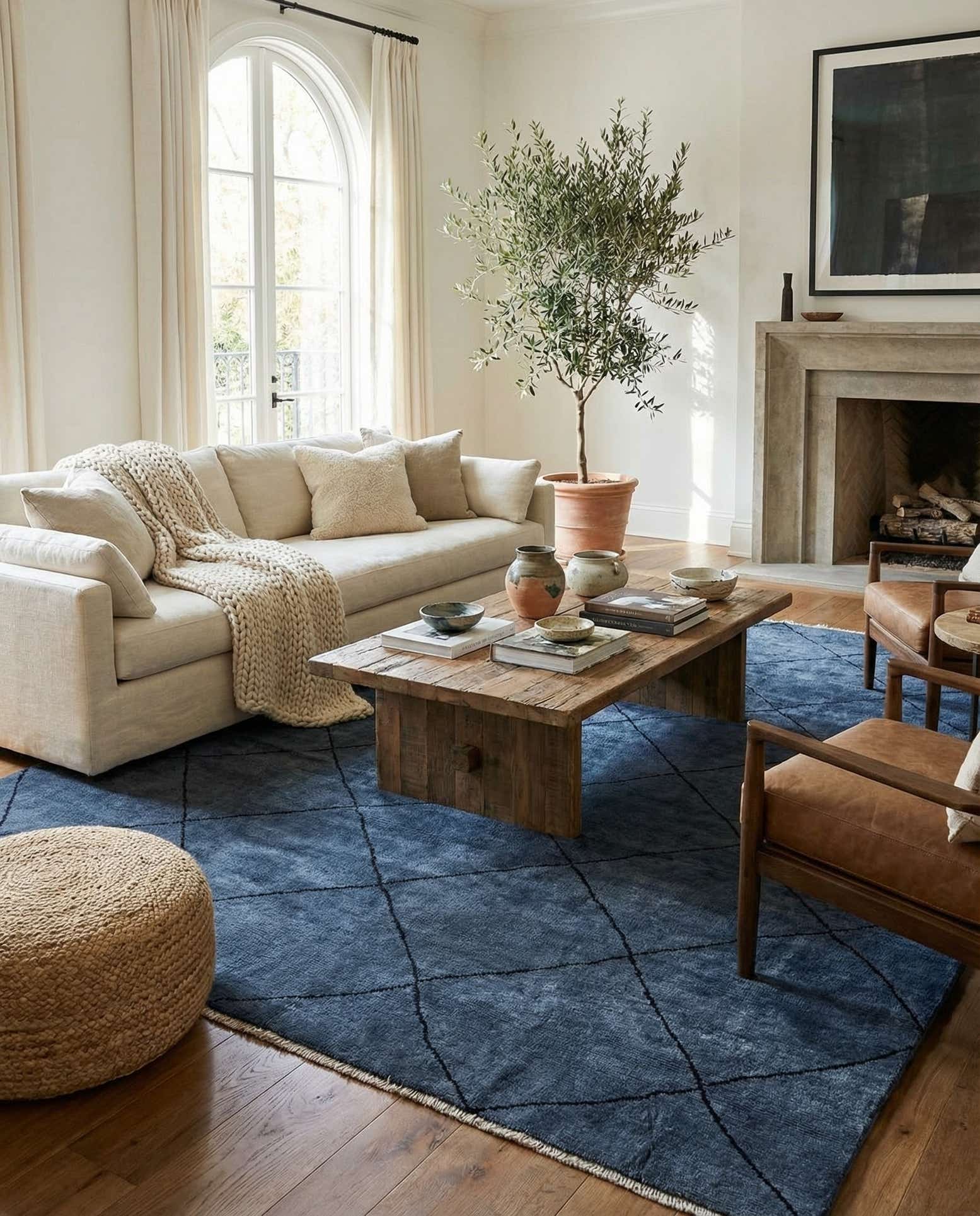 7' 9 x 9' 10 Hand Knotted Moroccan Wool Rug