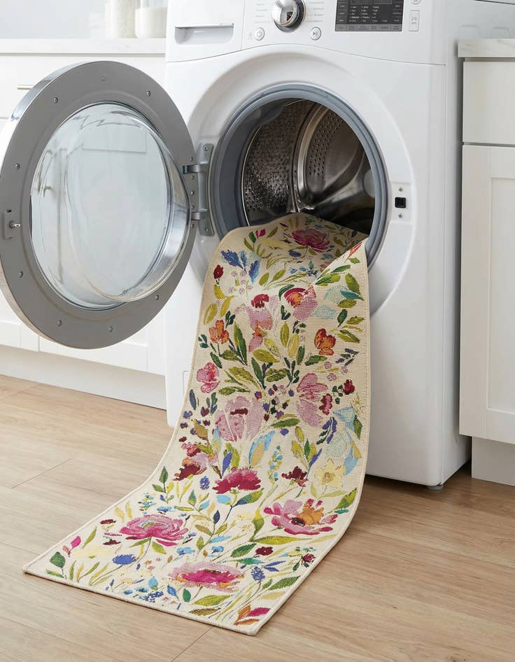 Detail image of  2' x 6'  Washable Botanical Indoor / Outdoor Runner Rug