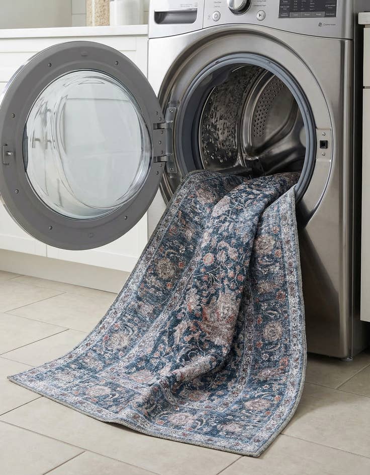 Detail image of  4' x 6' Yara Rug