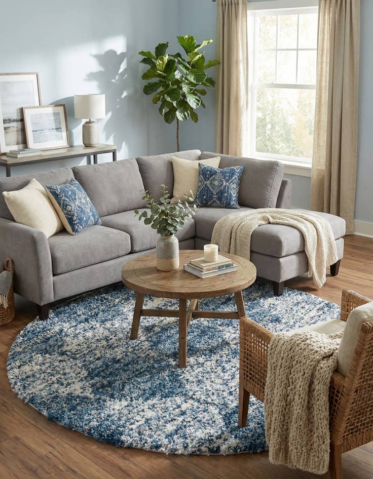 Detail image of  10' x 10' Serenity Shag Round Rug