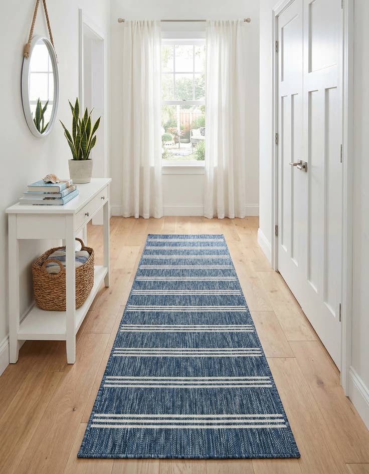 Detail image of 2' x 6' Easy-Clean Jill Zarin Anguilla Indoor / Outdoor Runner Rug