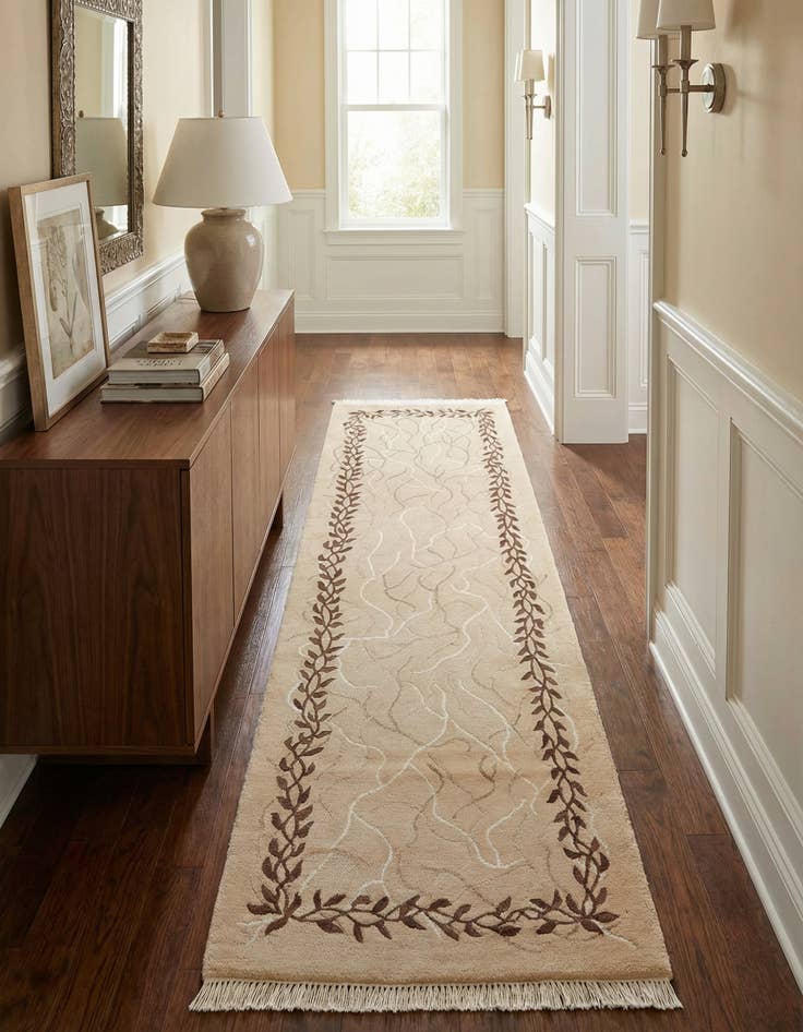 Detail image of 2' 9 x 9' 10  Hand Knotted Darya Wool Runner Rug