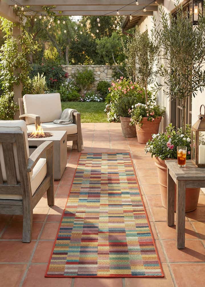 2' 7 x 10' Easy-Clean Baja Indoor / Outdoor Runner Rug