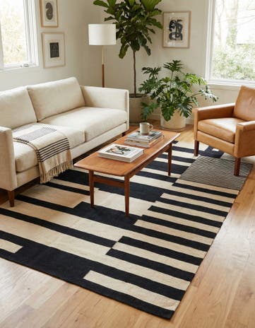 4' 7 x 6' 5 Hand Woven Kilim Modern Wool Rug