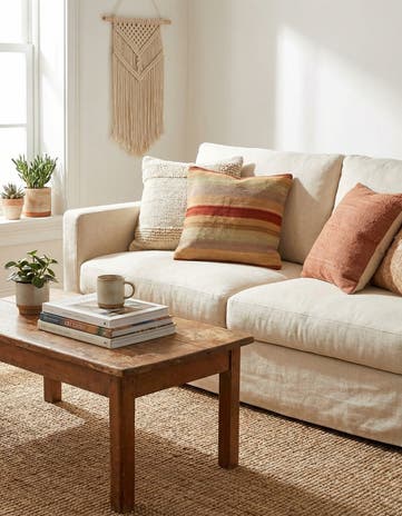 2' 4 x 2' 5 Hand Woven Pillow Wool Square Rug