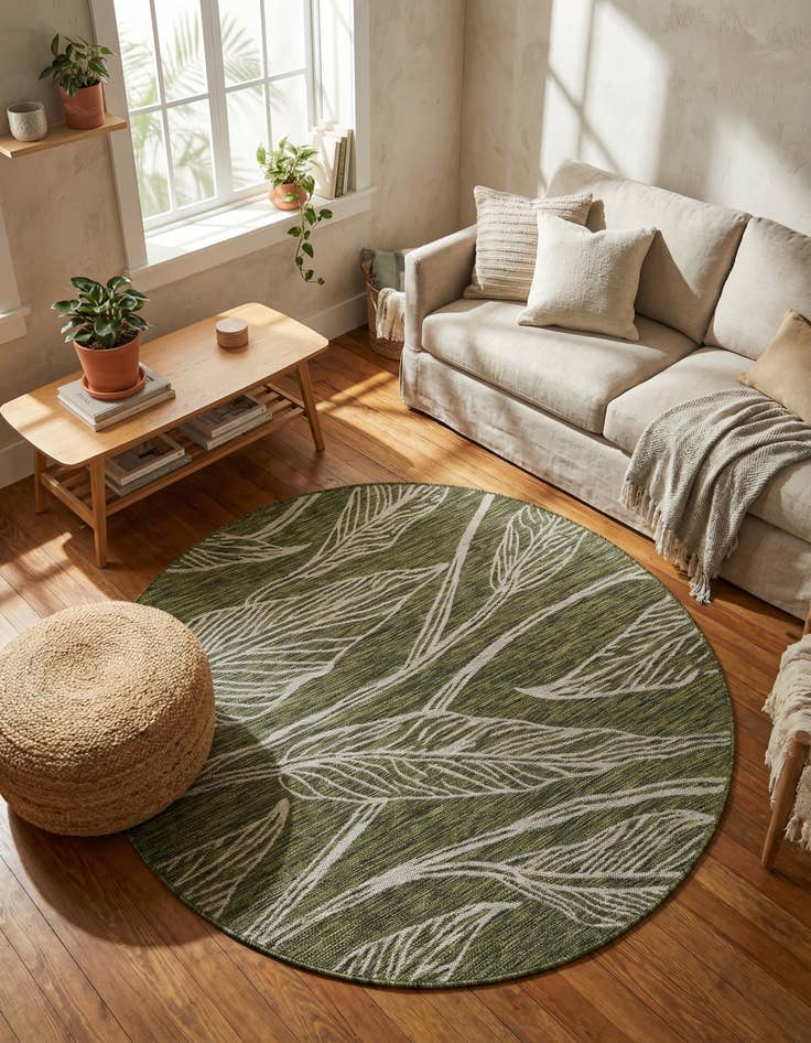 Detail image of  5' 3 x 5' 3  Washable Botanical Indoor / Outdoor Round Rug