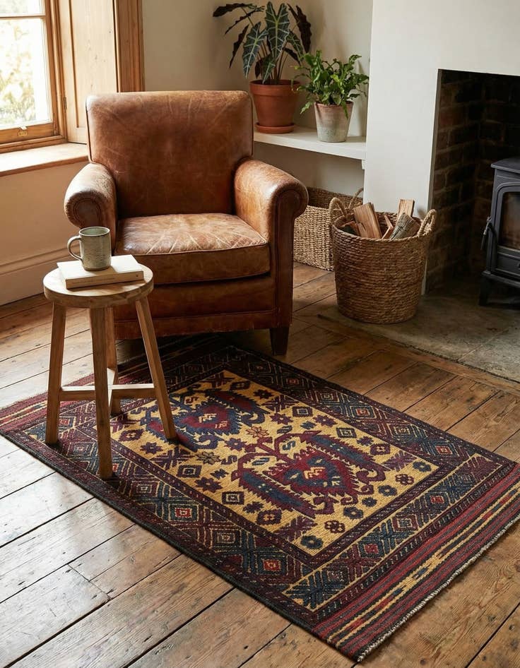 Detail image of  2' 10 x 4' 5  Hand Knotted Sumak Wool Rug