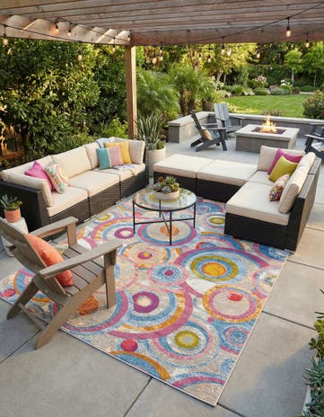 9' x 12' Easy-Clean Modern Indoor / Outdoor Rug