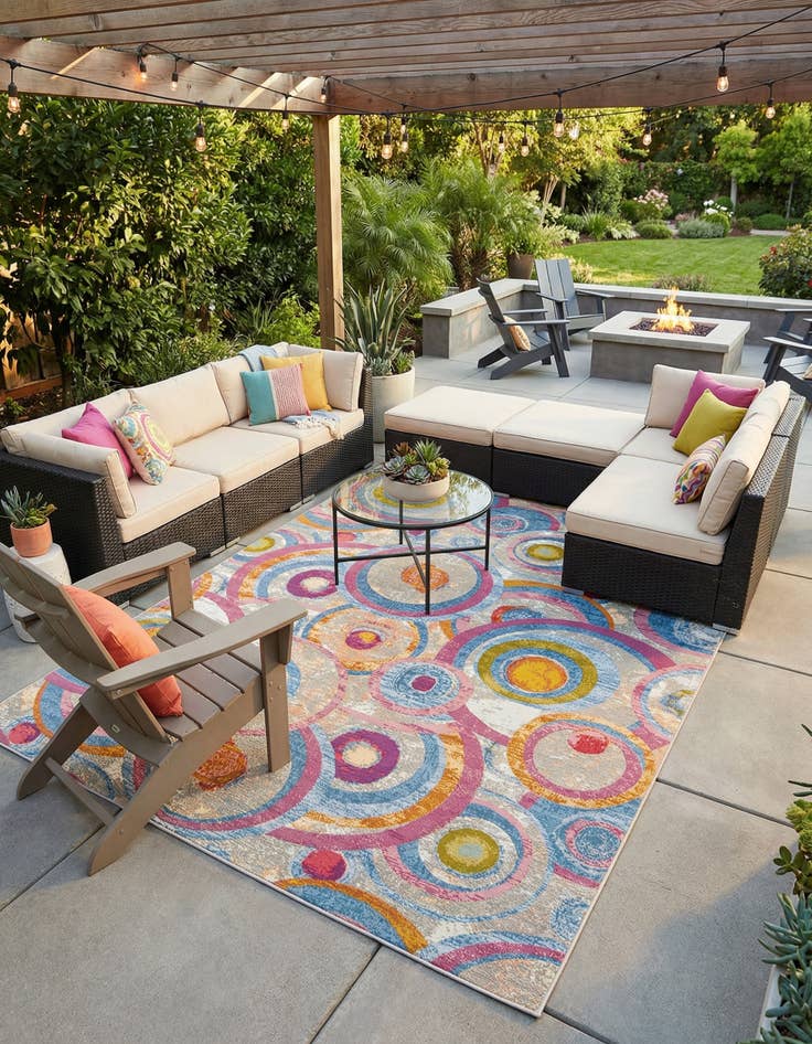 Detail image of 9' x 12'  Washable Modern Indoor / Outdoor Rug