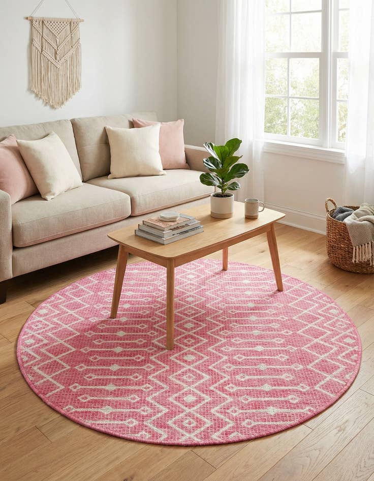 Detail image of 4' x 4'  Washable Trellis Indoor / Outdoor Round Rug