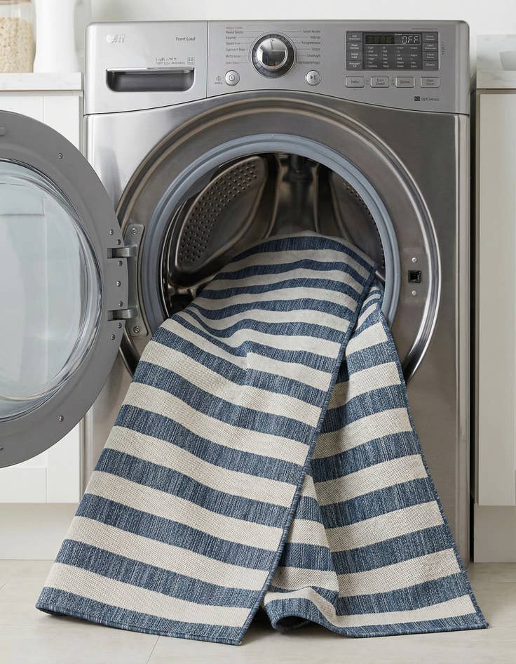 Detail image of 7' 10 x 10'  Washable Striped Indoor / Outdoor Rug