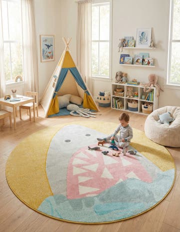 7' 10 x 7' 10 Shark Whimsy Kids Round Rug