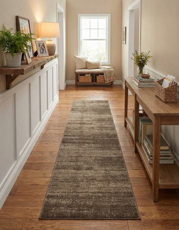 2' 7 x 10' Angelica Runner Rug