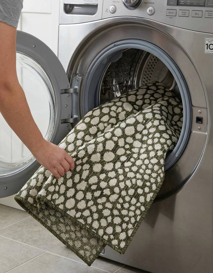 Detail image of  2' x 5'  Washable Jill Zarin Indoor / Outdoor Runner Rug