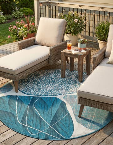 6' 1 x 6' 1 Easy-Clean Modern Indoor / Outdoor Round Rug