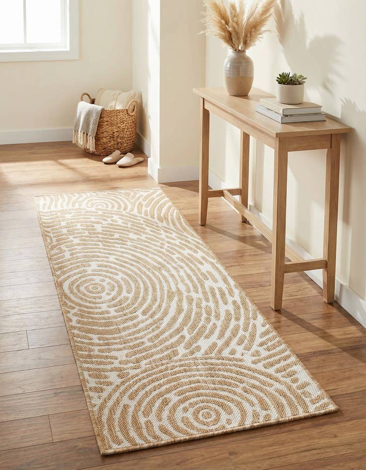 Detail image of  2' x 4'  Washable Modern Indoor / Outdoor Runner Rug