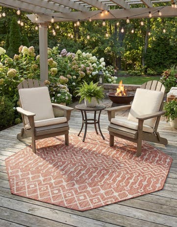 Rust Red Easy-Clean Lattice Indoor / Outdoor Octagon Rug