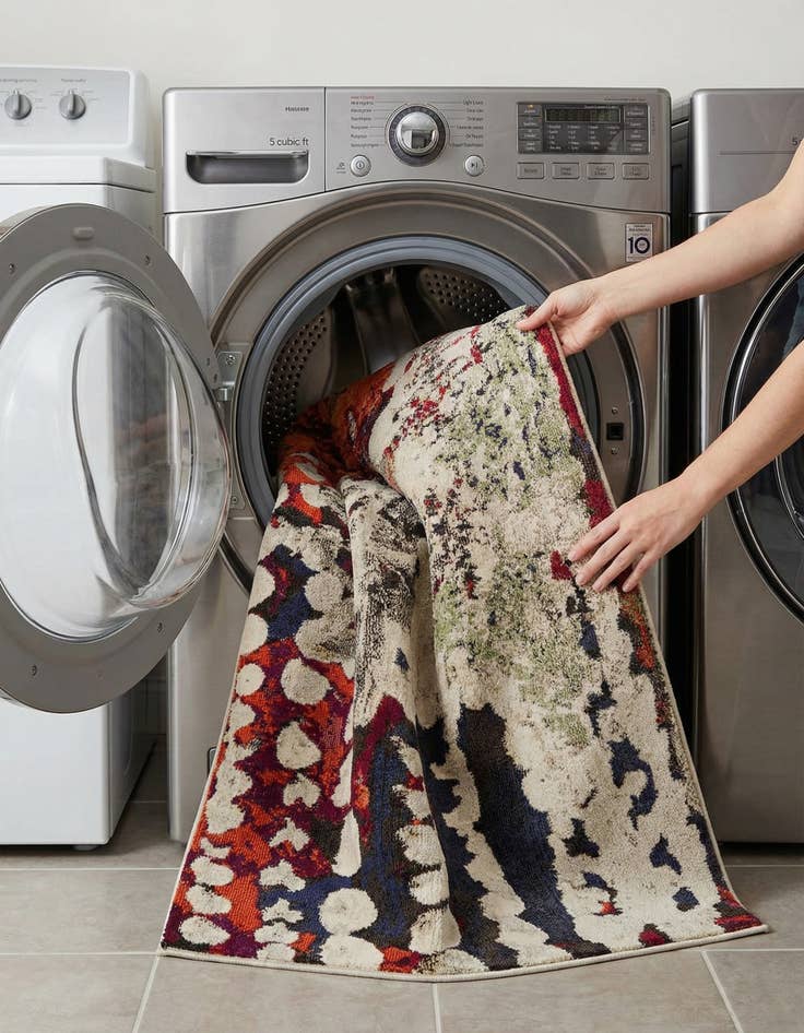 Detail image of  5' 3 x 8'  Washable Haerfest Rug