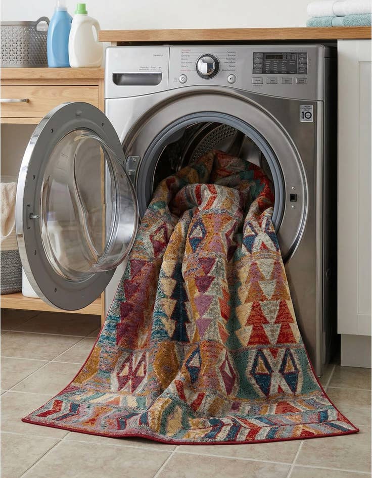 Detail image of  7' x 10'  Washable Modern Indoor / Outdoor Rug