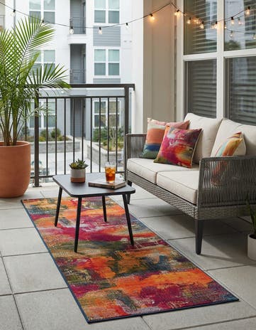 2' 7 x 9' Easy-Clean Modern Indoor / Outdoor Runner Rug