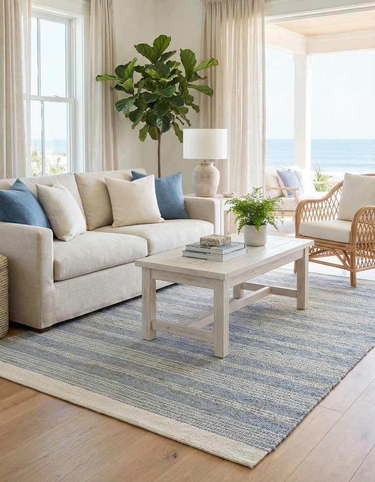 Detail image of 6' 1 x 9'  Hand Woven Lariat Rug