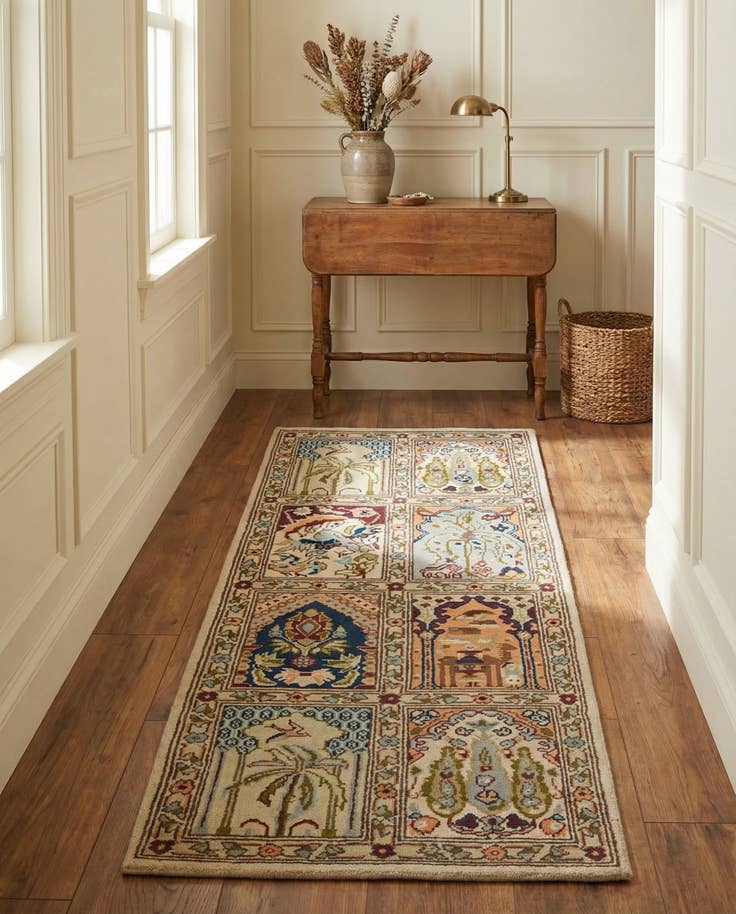Detail image of 2' 5 x 5' 2 Hand Knotted Bakhtiar Wool Runner Rug