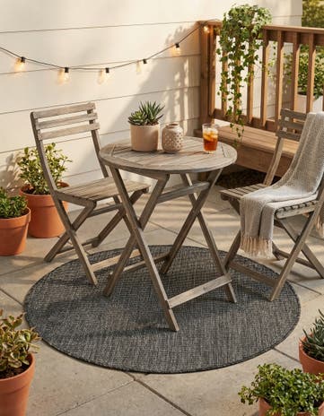 Black Easy-Clean Solid Indoor / Outdoor Round Rug