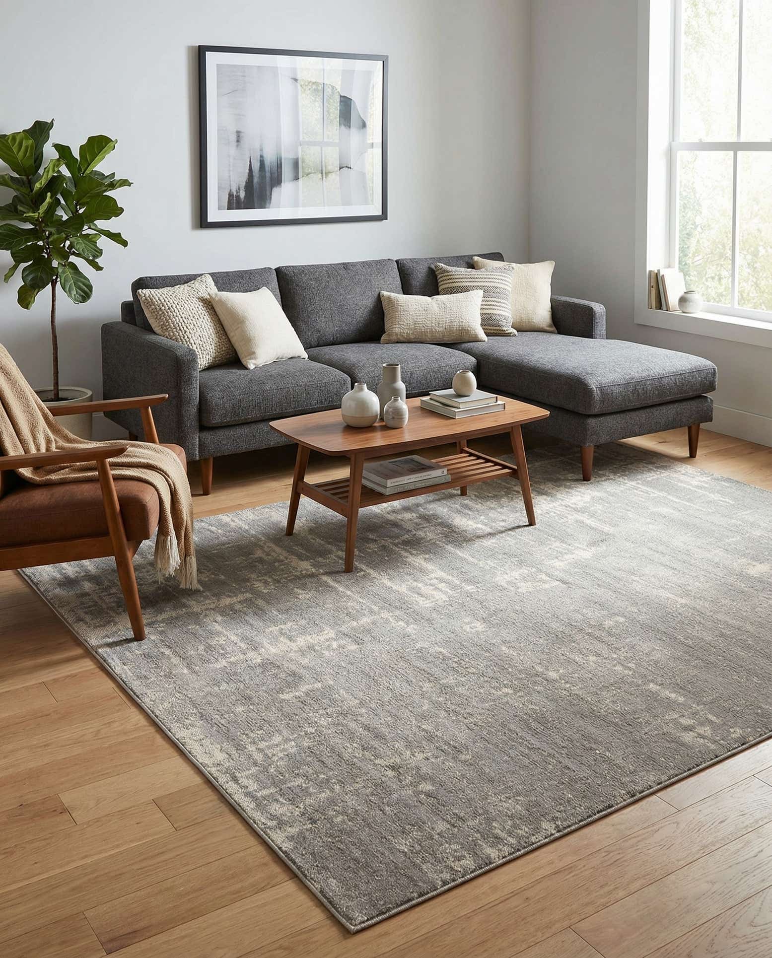 5' 3 x 8' Valencia Rug