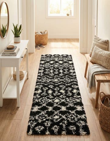 2' x 7' Moroccan Trellis Shag Runner Rug