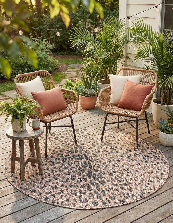 Detail image of  4' x 4'  Washable Safari Indoor / Outdoor Round Rug